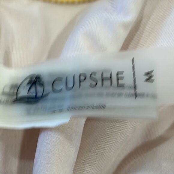 NWOT Cupshe Yellow White One Piece Swimsuit.  Size M medium 8/10 - Picture 11 of 13